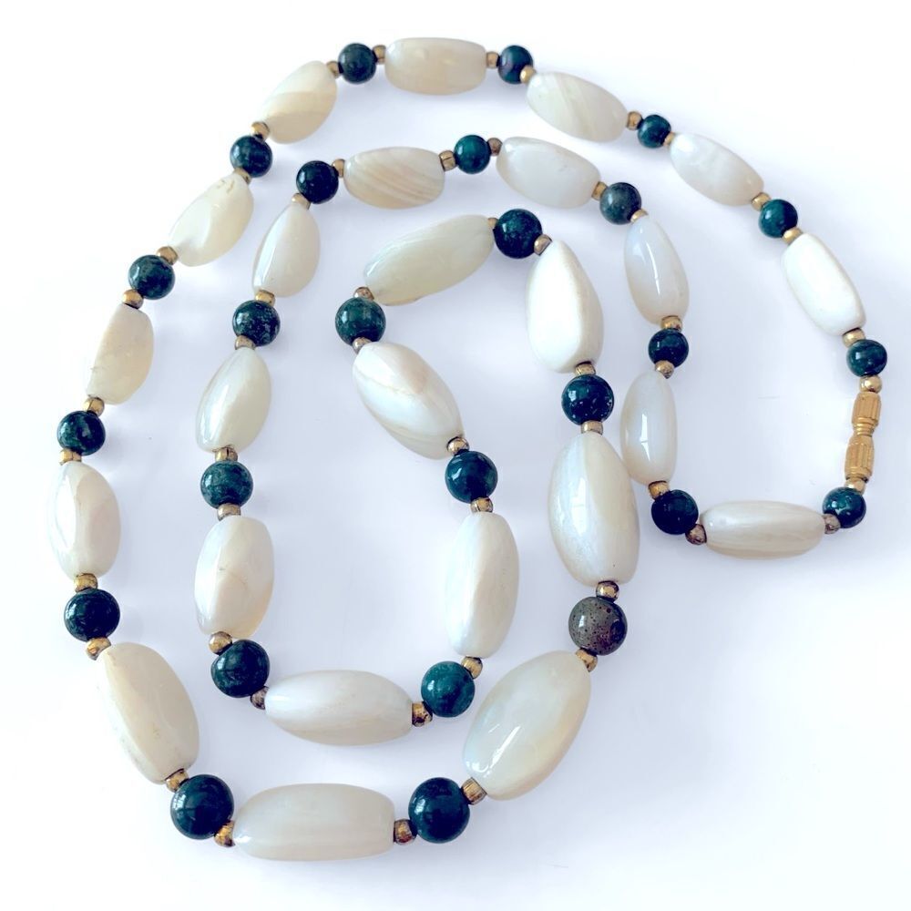Vintage Agate Chunky Beaded Necklace